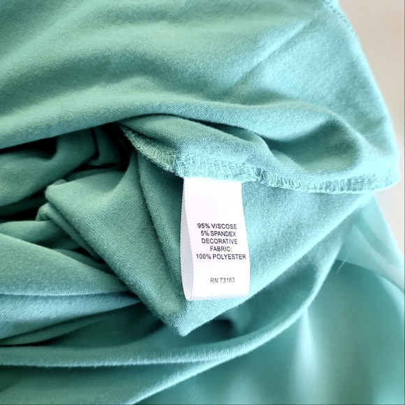 Cupio Layered High-Low Blouse - Picture 5 of 6